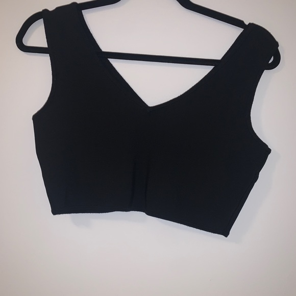 Crop top - Picture 2 of 3